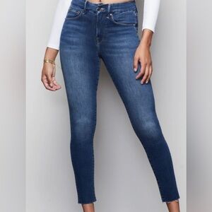 Judy Blue Jeans Medium Light Wash size 32